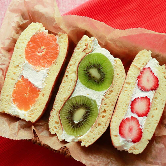 断面かわい過ぎる!フルーツパンケーキサンド