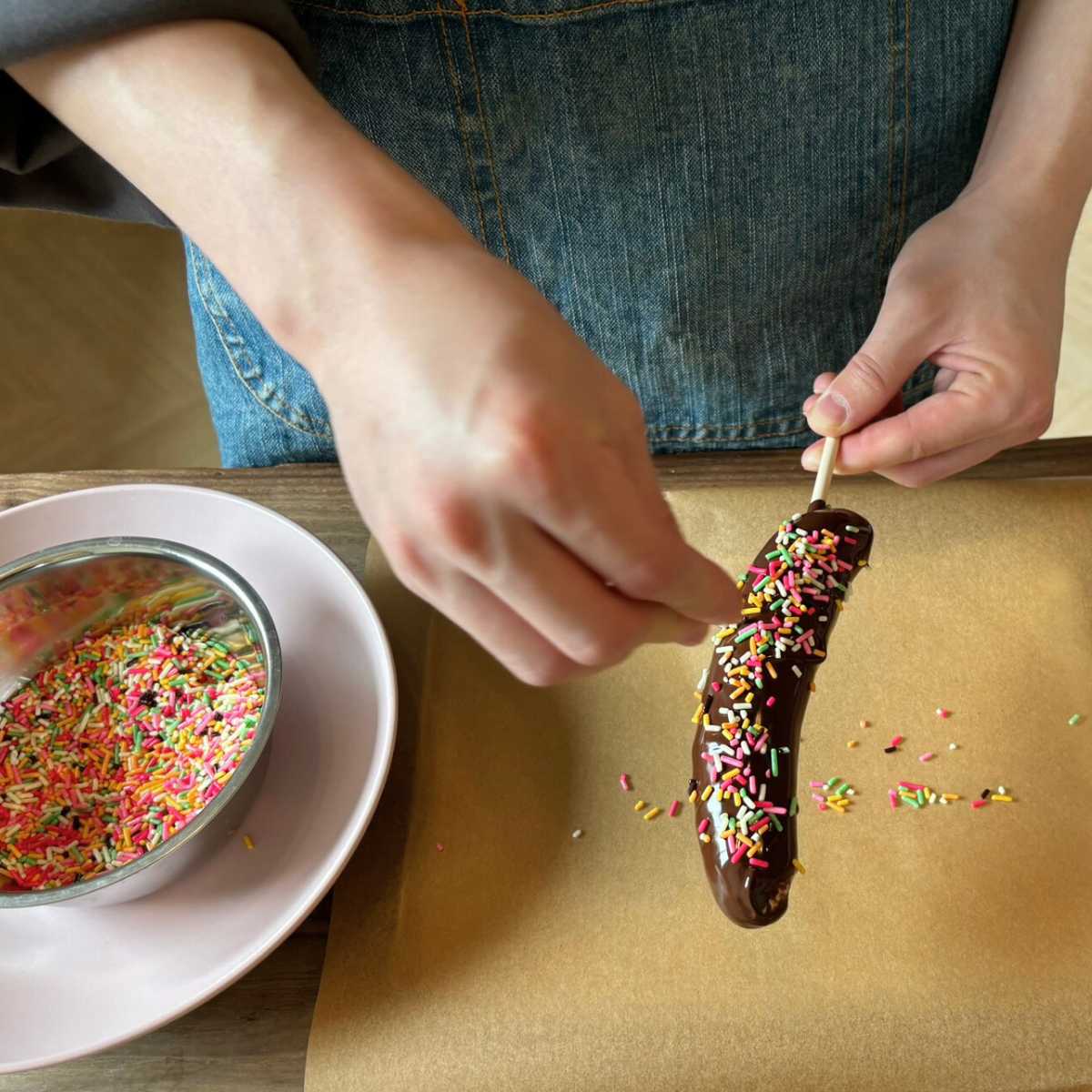 カラースプレー チョコ 業務用 ミックスチョコ 500g スプレーチョコ カラースプレー チョコスプレー チョコバナナ ソフトクリーム 製菓材料 トッピング カラフルスプレー 製菓用 チョコレート