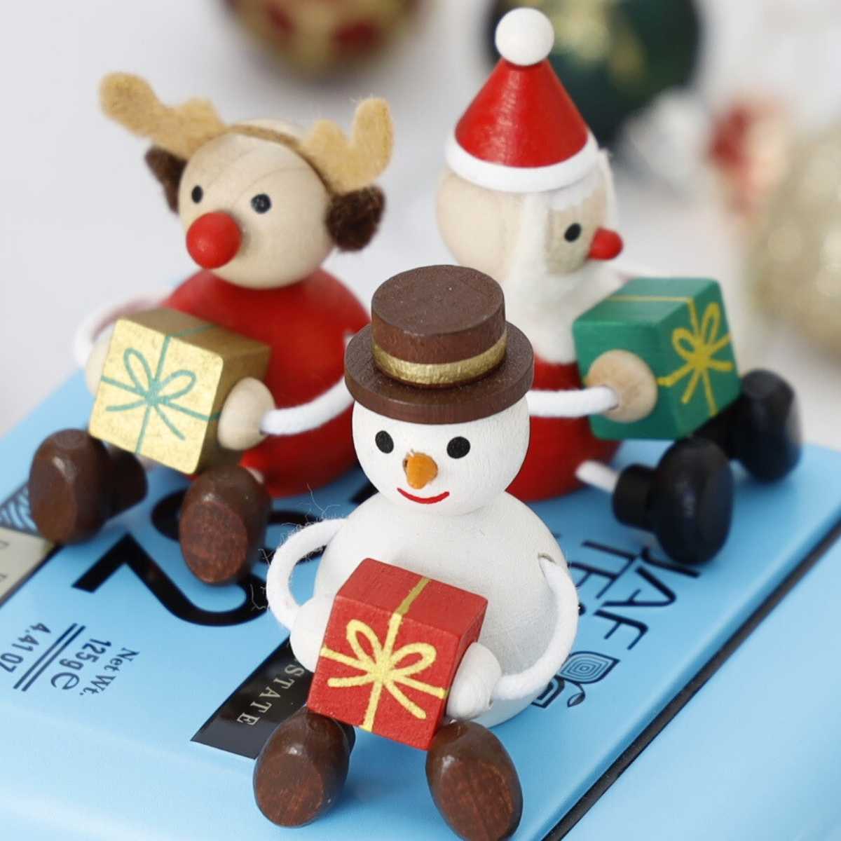 クリスマス 飾り レスニー ハラチキ レスニー・プレゼント Hracky チェコ産 クリスマス 木製人形 3点セット 正規品 サンタクロース スノーマン トナカイ チェコ 木製人形 手のひらサイズ クリスマス Cristmas Holiday