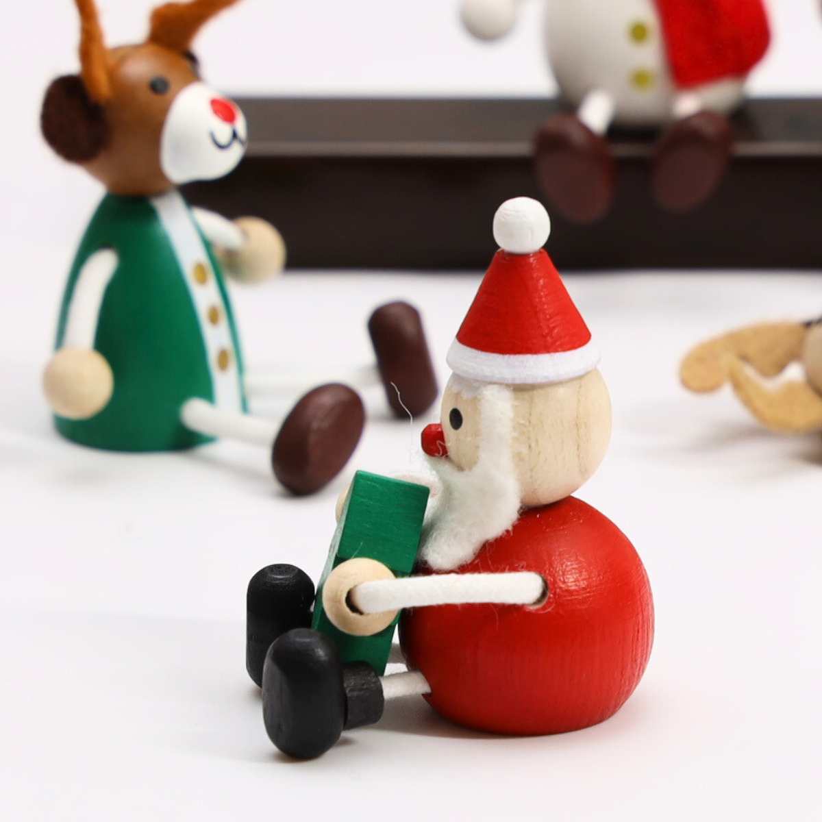 クリスマス 飾り レスニー ハラチキ Hracky チェコ産 クリスマス 木製人形 5点セット 正規品 サンタクロース トナカイ スノーマン チェコ 木製人形 クリスマス インテリア 木の人形 セット ギフト プレゼント 北欧 雑貨
