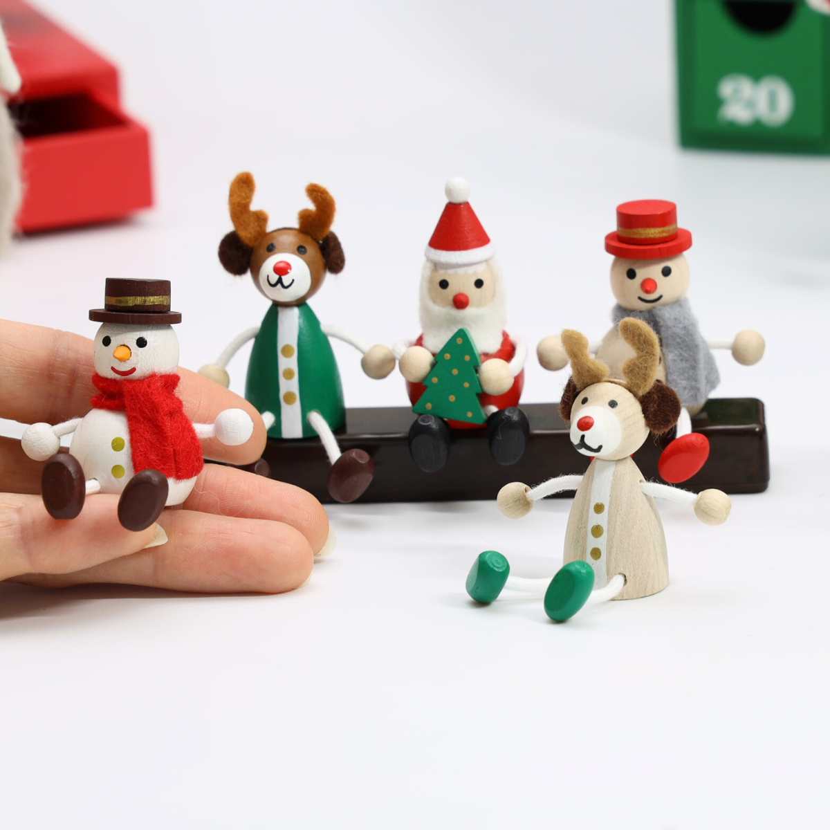 クリスマス 飾り レスニー ハラチキ Hracky チェコ産 クリスマス 木製人形 5点セット 正規品 サンタクロース トナカイ スノーマン チェコ 木製人形 クリスマス インテリア 木の人形 セット ギフト プレゼント 北欧 雑貨
