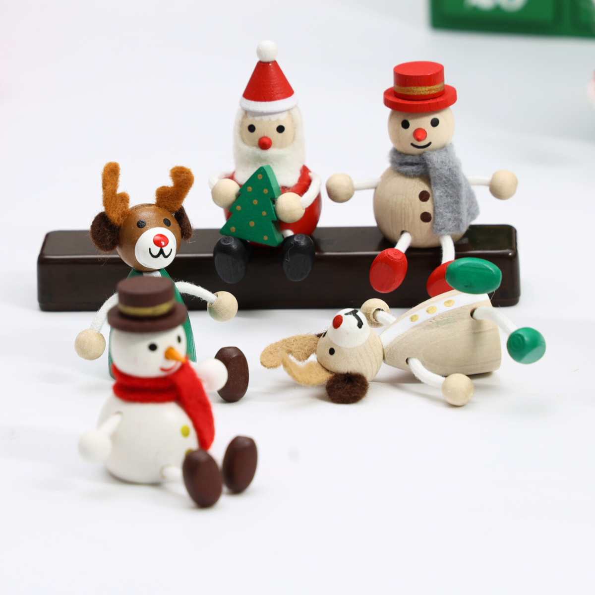 クリスマス 飾り レスニー ハラチキ Hracky チェコ産 クリスマス 木製人形 5点セット 正規品 サンタクロース トナカイ スノーマン チェコ 木製人形 クリスマス インテリア 木の人形 セット ギフト プレゼント 北欧 雑貨