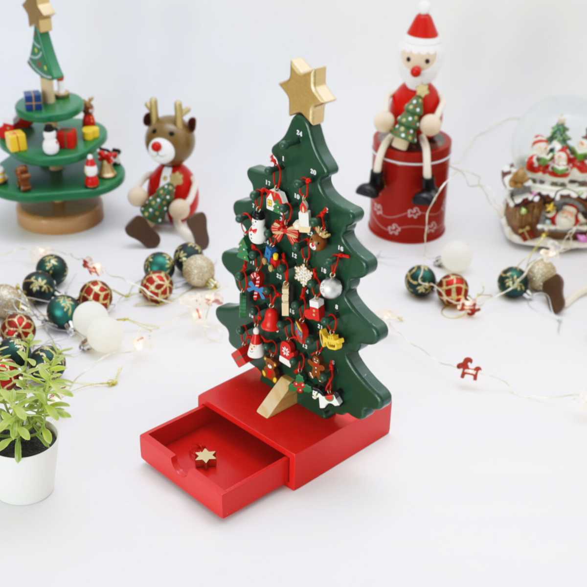 クリスマスツリー 木製 アドベントツリー クリスマス ツリー型 アドベントカレンダー 木製ツリー サンタ トナカイ スノーマン 北欧 クリスマス デコレーション 装飾 ギフト プレゼント おもちゃ 玩具 木製 置物 インテリア