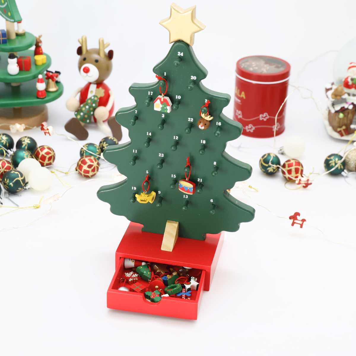 クリスマスツリー 木製 アドベントツリー クリスマス ツリー型 アドベントカレンダー 木製ツリー サンタ トナカイ スノーマン 北欧 クリスマス デコレーション 装飾 ギフト プレゼント おもちゃ 玩具 木製 置物 インテリア
